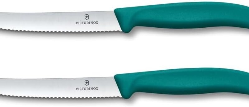 Victorinox Swiss Classic Breakfast Knife, Bread Knife Set, 2 Pieces, Sharp Blade, Serrated Edge, 11 cm, Stainless Steel, Green