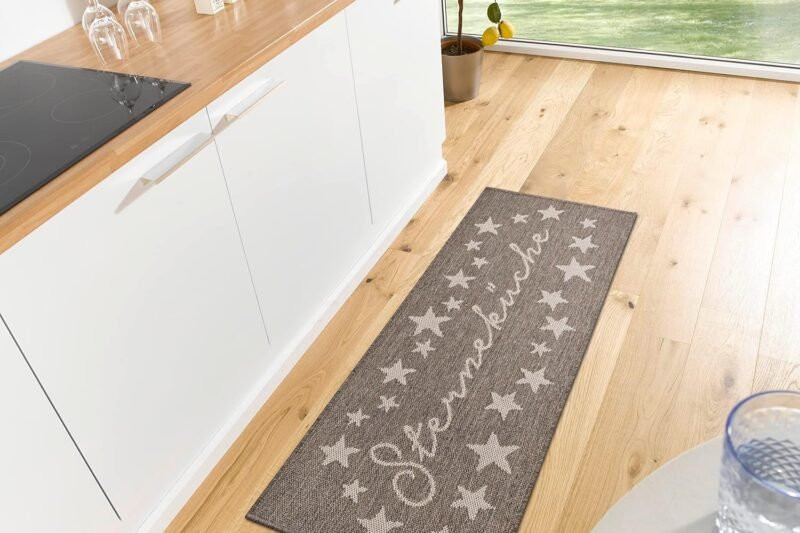 Hanse Home Cucina Kitchen Runner Star Kitchen – Carpet Runner with Lettering, Flat Weave, Kitchen Rug, Non-Slip Rug Runner for Kitchen, Hallway, Entrance, Dining Room – 62 x 150 cm, Brown