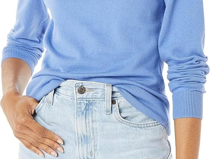 Amazon Essentials Women’s Lightweight Sweater with Stand-Up Collar (Plus Size Available)