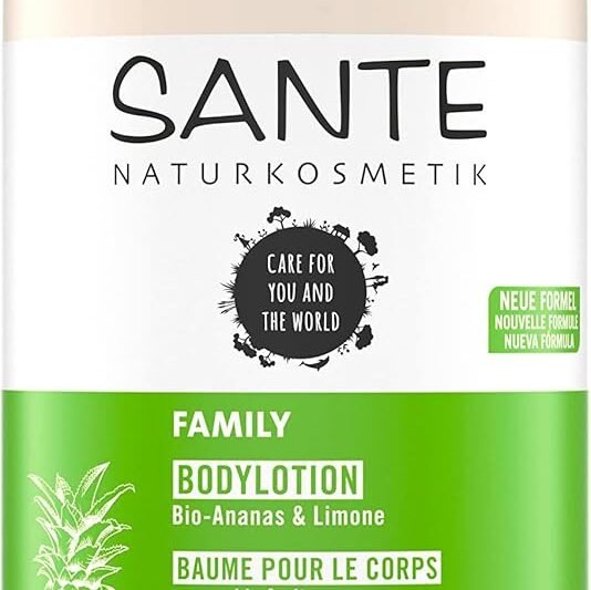SANTE Naturkosmetik Moisturising Body Care for Dry Skin, Body Cream for Smooth Skin, with Organic Pineapple and Lime in Benefit Size, Family Body Lotion, 1 x 500 ml